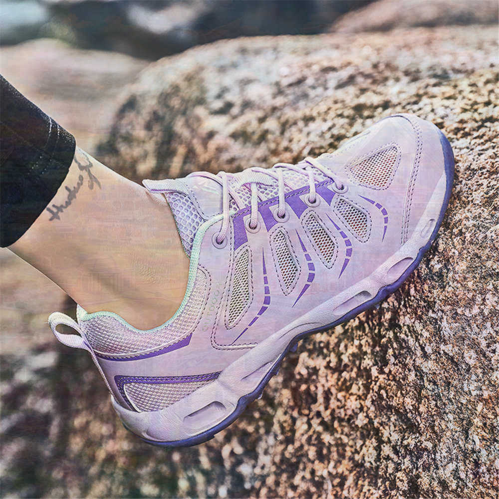 Sumer Round Tip Silver Sneaker - Luxury Lifestyle Lounge 评论和价格