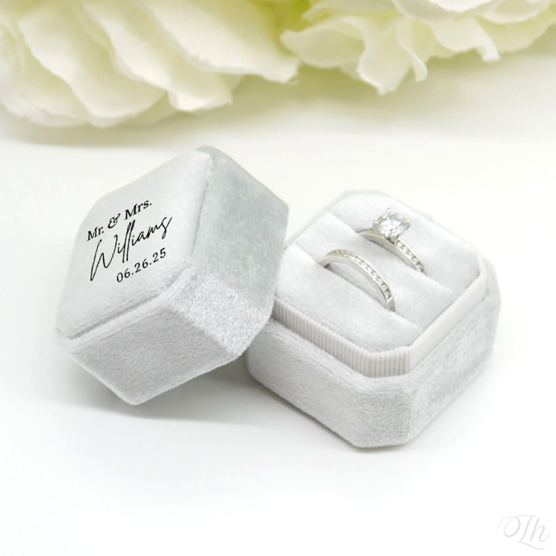 Personalized Wedding Ring Box  - Velvet Jewelry Box 评论和价格