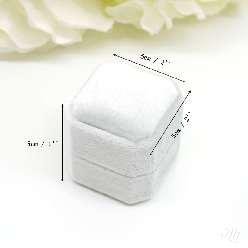 Personalized Wedding Ring Box  - Velvet Jewelry Box 评论和价格
